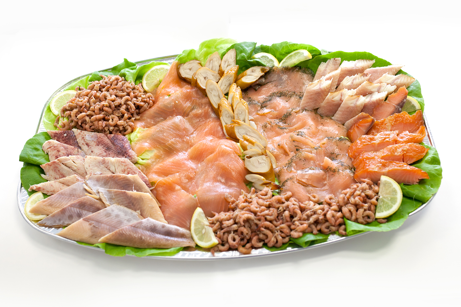 Cateringplatte mit verschiedenen Fischfilets
